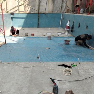 proses proyek pembuatan kolam renang